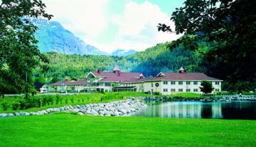 Loenfjord Hotel Екстериор снимка